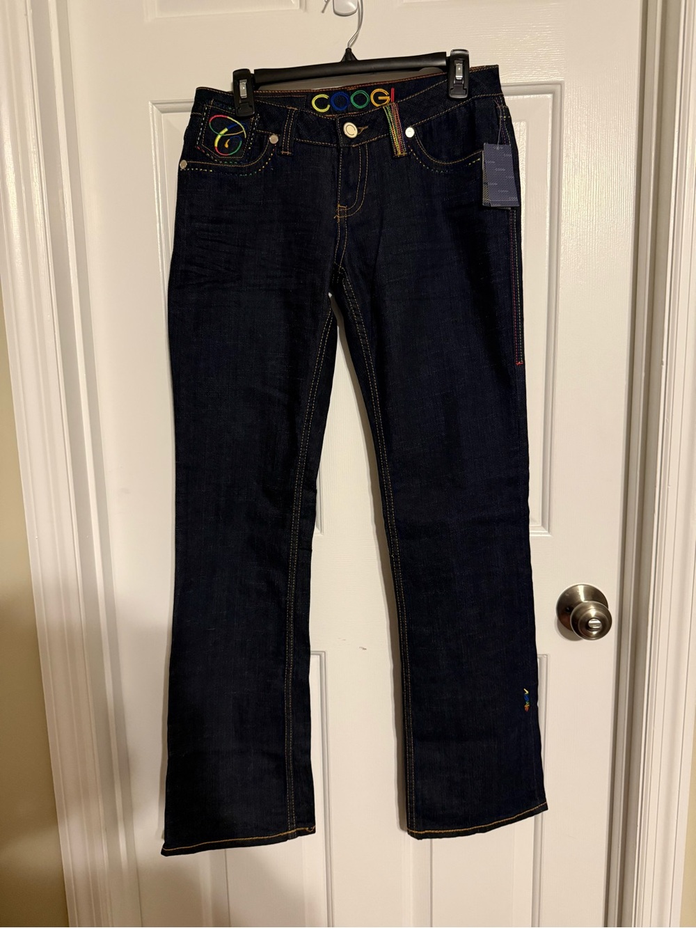 NWT Coogi Australia Y2K Dark Wash Rainbow Embroidered Straight Leg Jeans 9/10